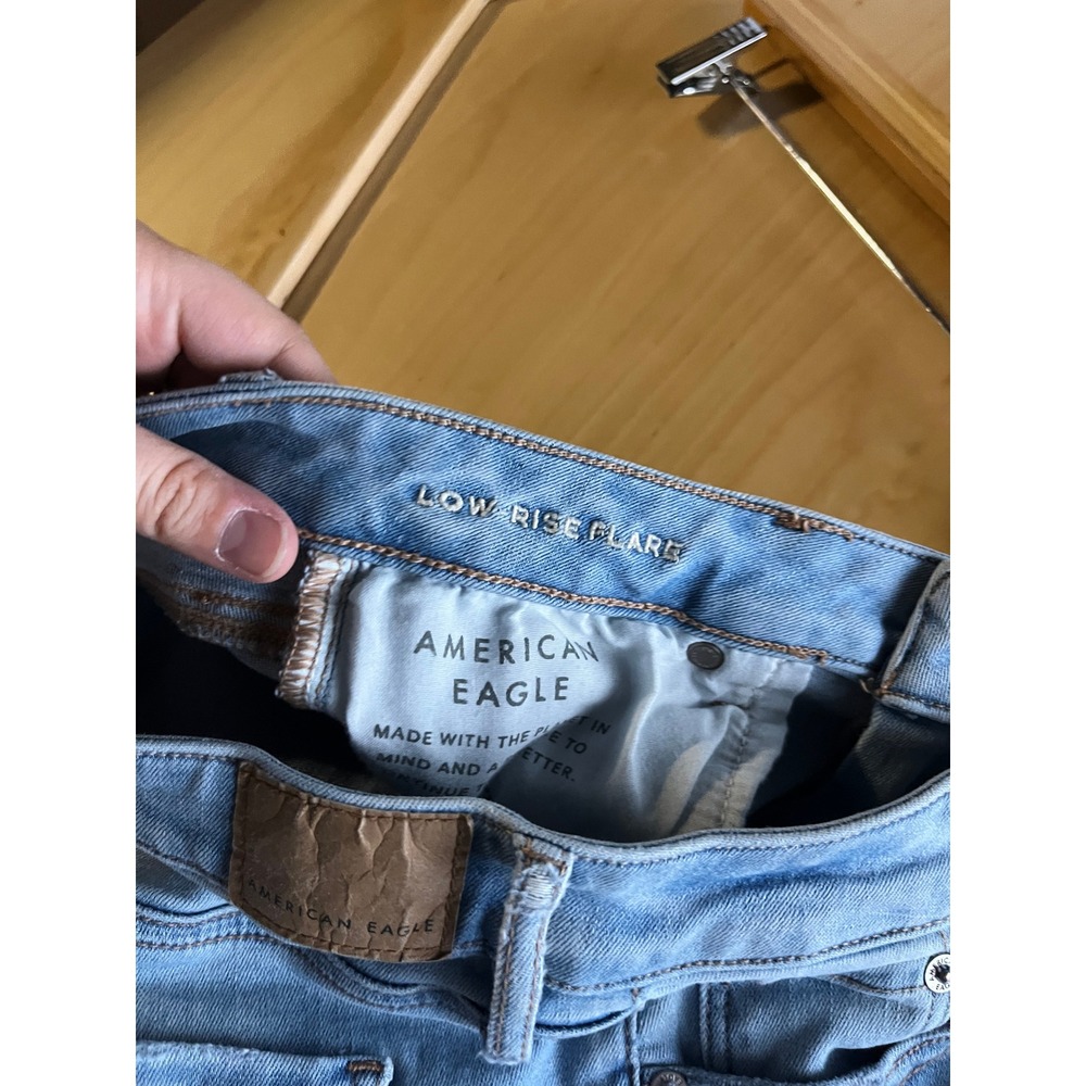 American Eagle Low Rise Flare Jeans Womens 0 Blue Light Wash Distressed Y2K - Picture 3 of 8